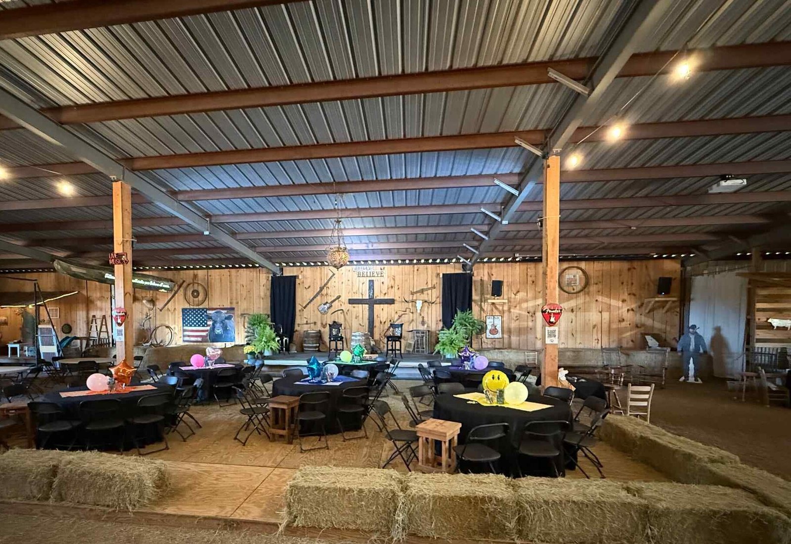 Six tables where moms will gather based on where they live so that they can create connections with moms like them in their area!